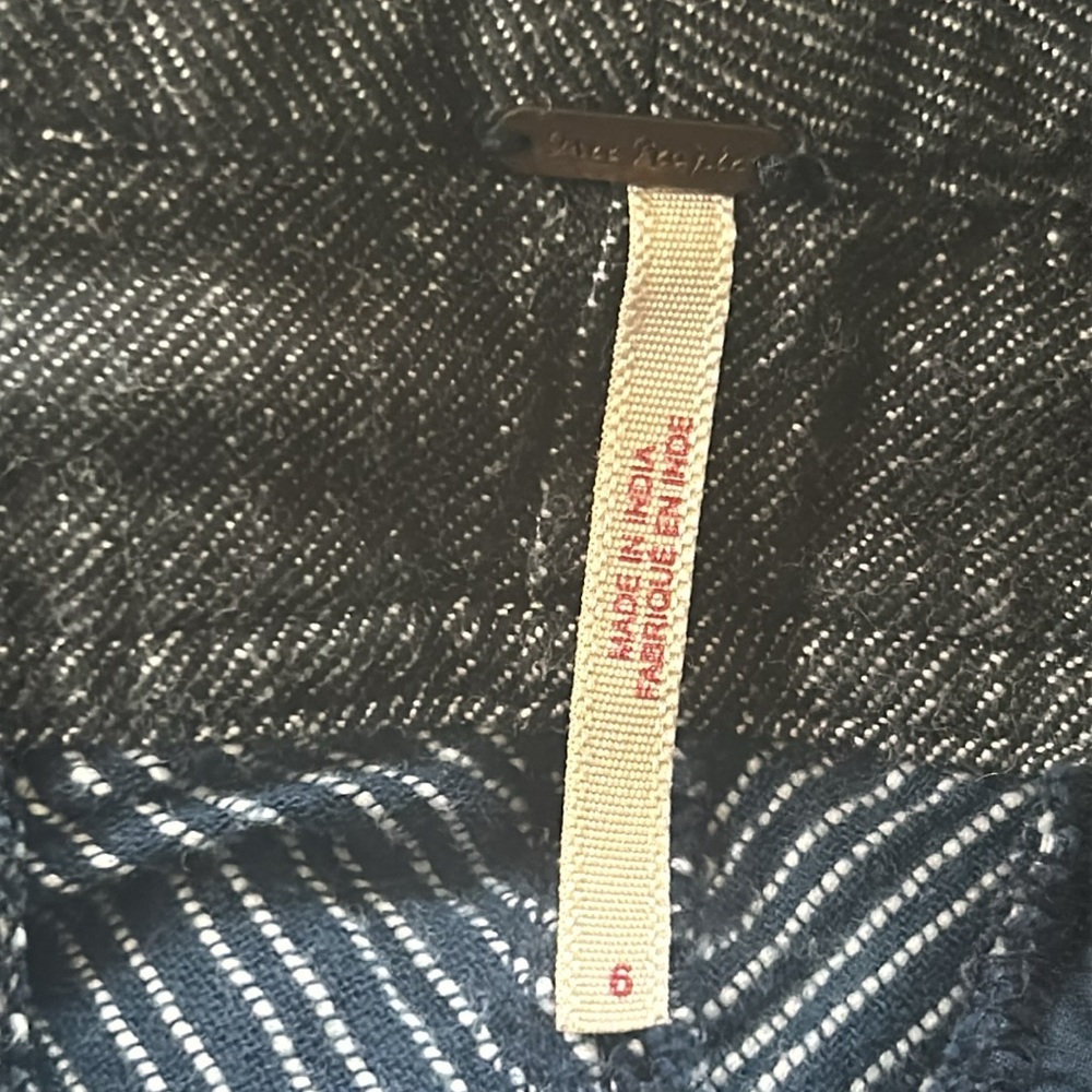 Free People rumors yarn dye harem pant in navy size 6 - Picture 8 of 9
